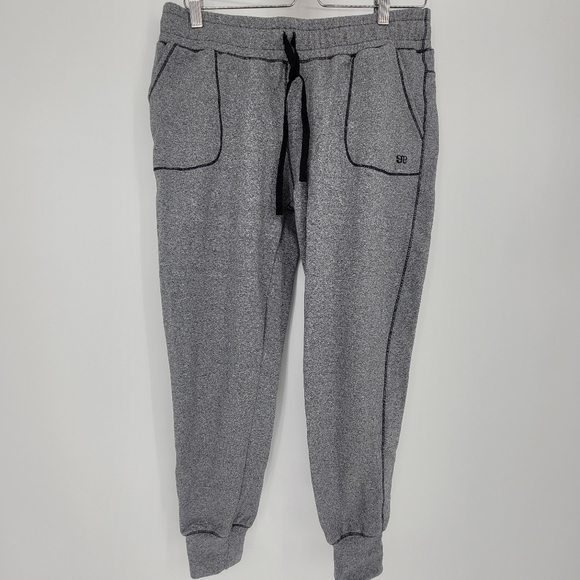 Albion womems grey Fit At Ease Joggers size Medium - Picture 2 of 6